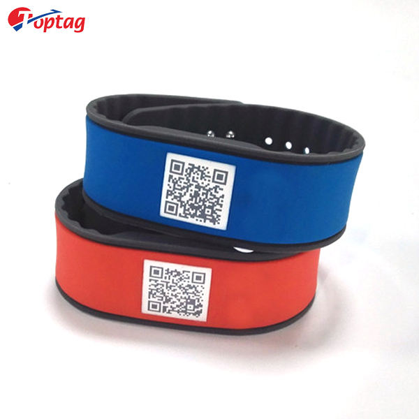 Toptag professional smart 13.56mhz silicone wristband with qr code