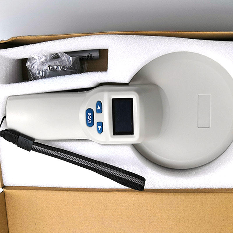 S03 134.2khz Handheld RFID Reader Large memory size Microchip Scanner for animal management