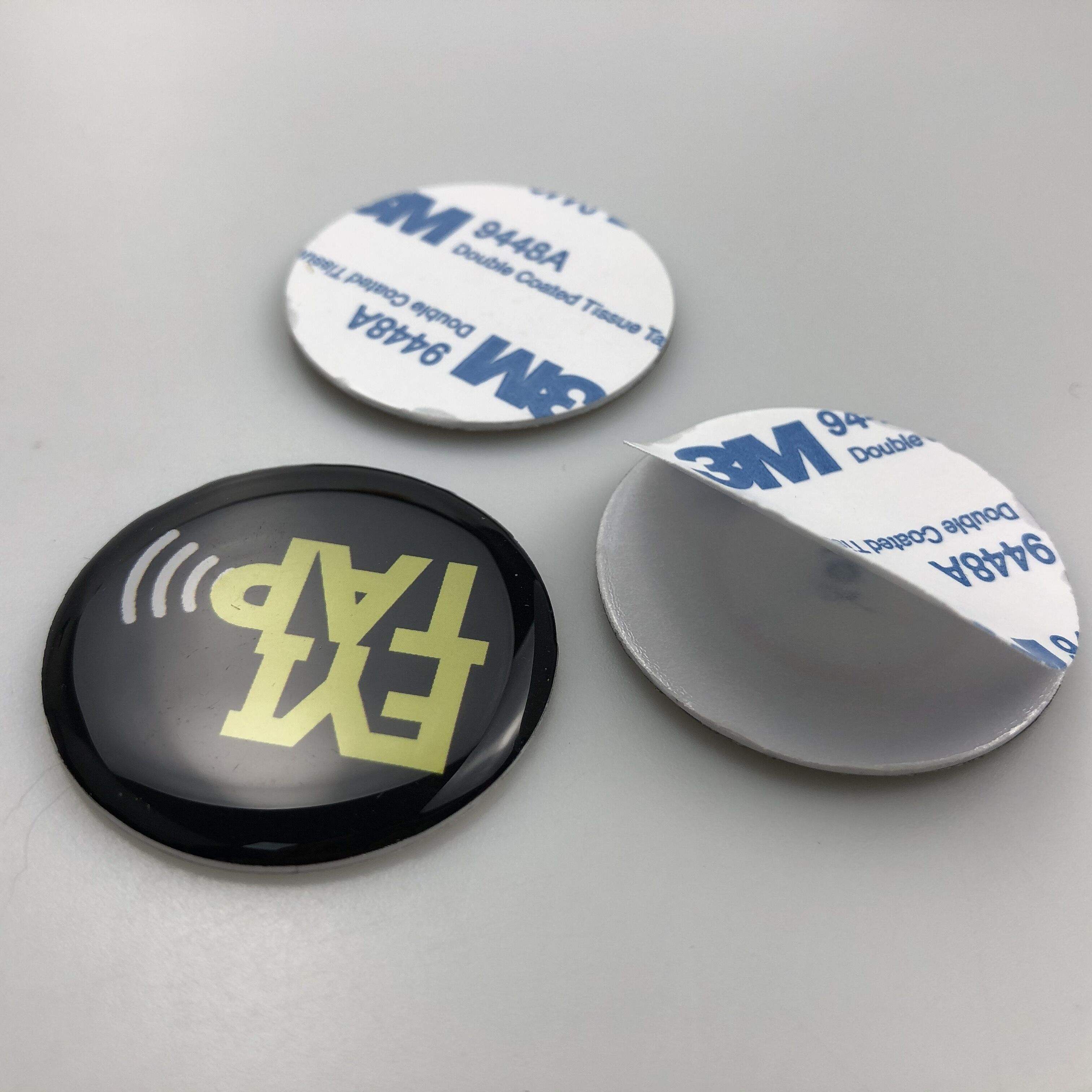 Wholesale Durable Plastic 13.56Mhz Epoxy PVC Coin Tag NFC Coin Tag